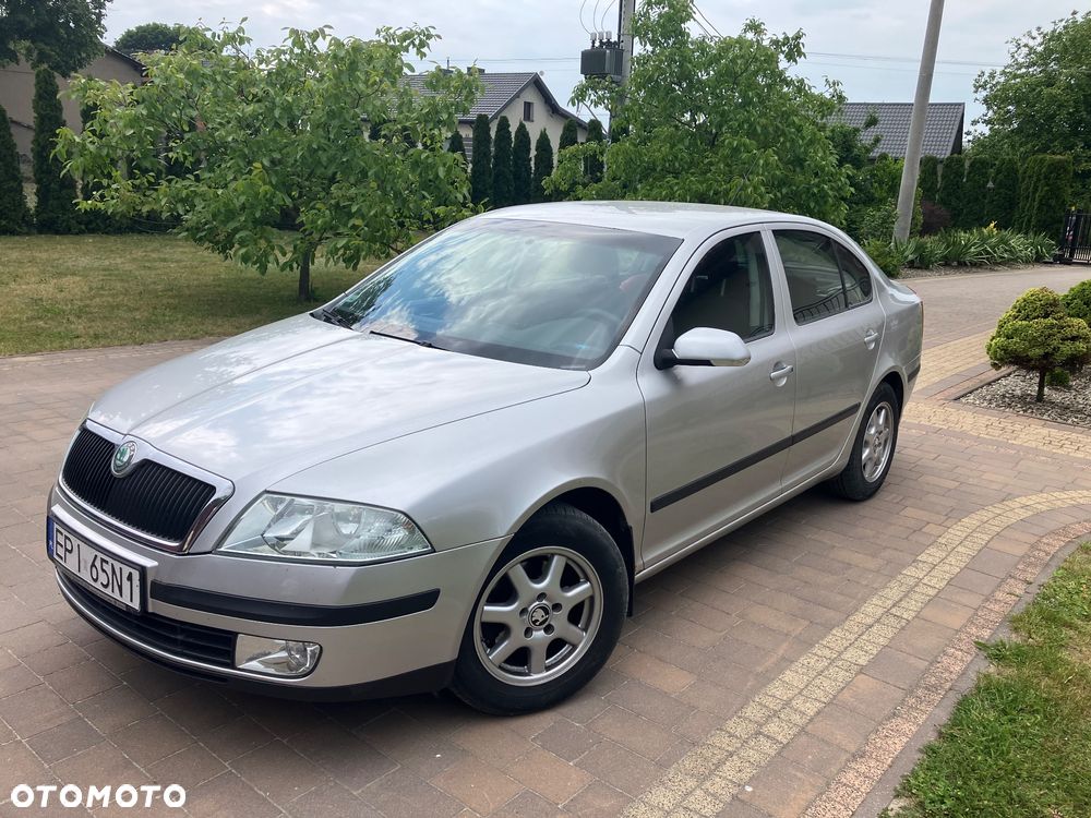 Skoda Octavia 1.6 Ambiente - 1