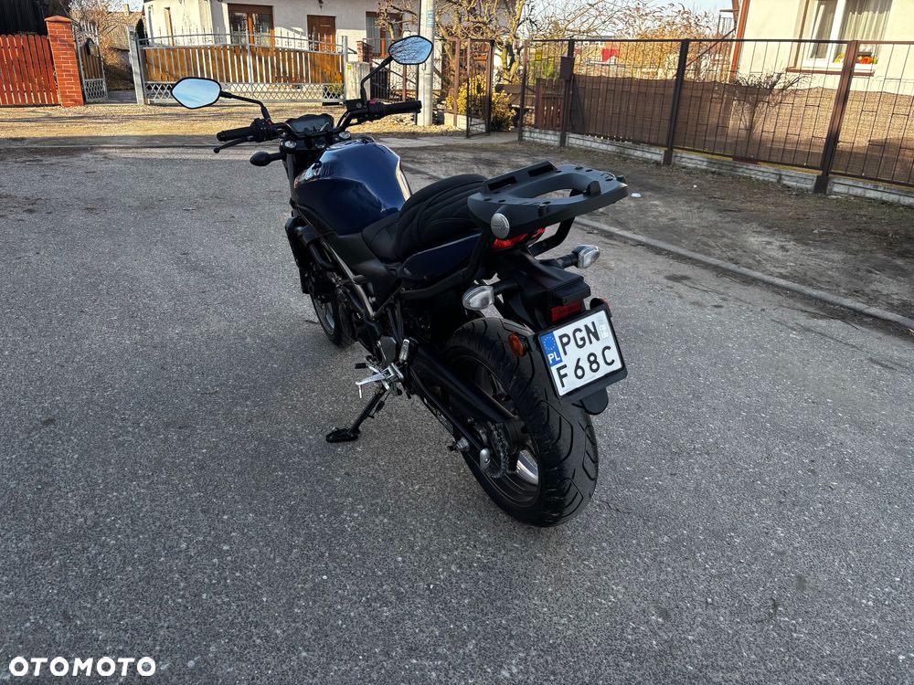 Suzuki SV - 8