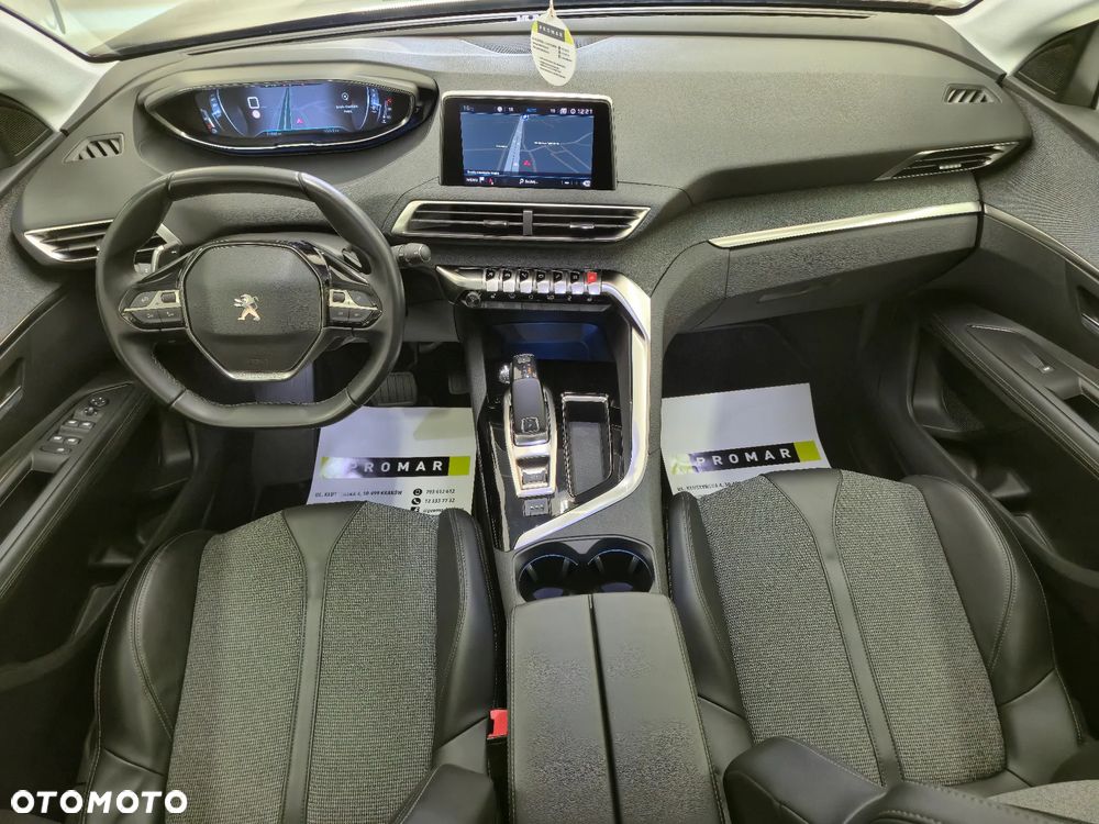 Peugeot 3008 1.2 PureTech Allure S&S EAT8 - 24