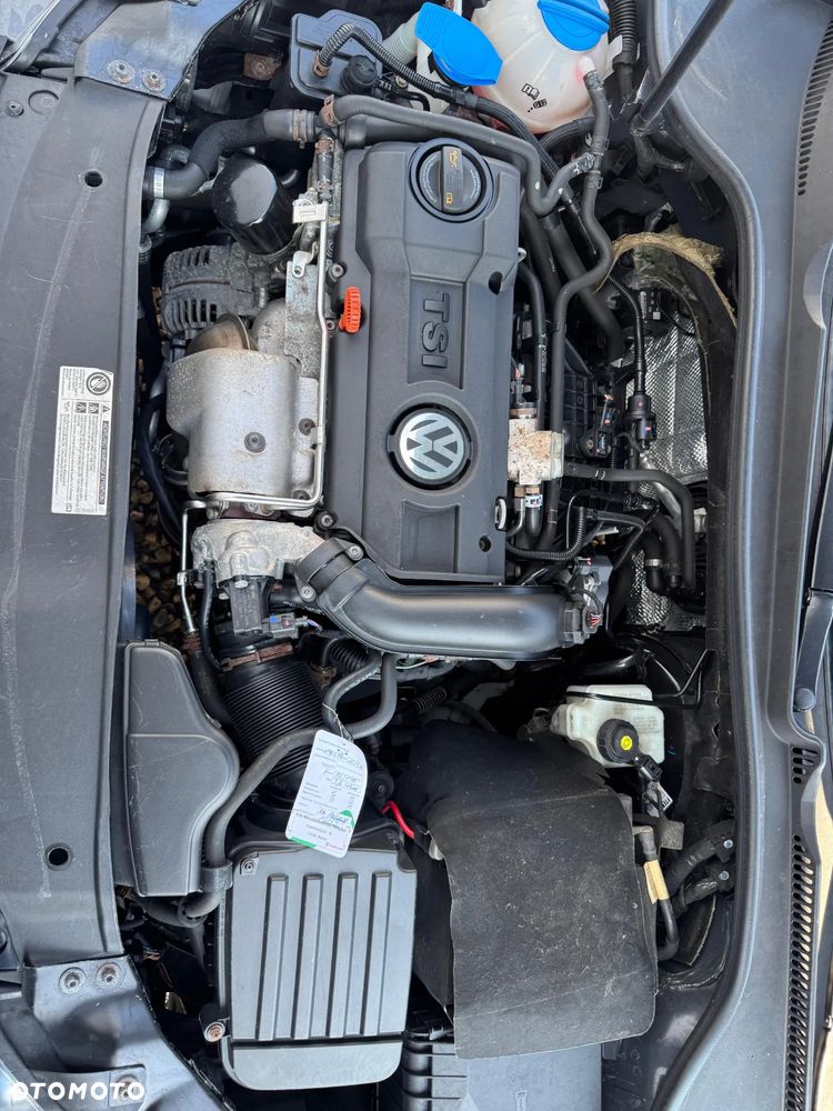 Volkswagen Golf - 29