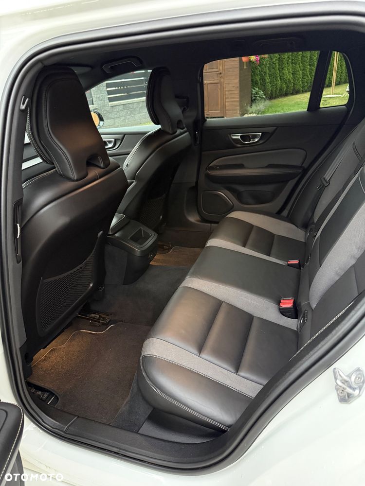 Volvo V60 B3 B Geartronic RDesign - 30