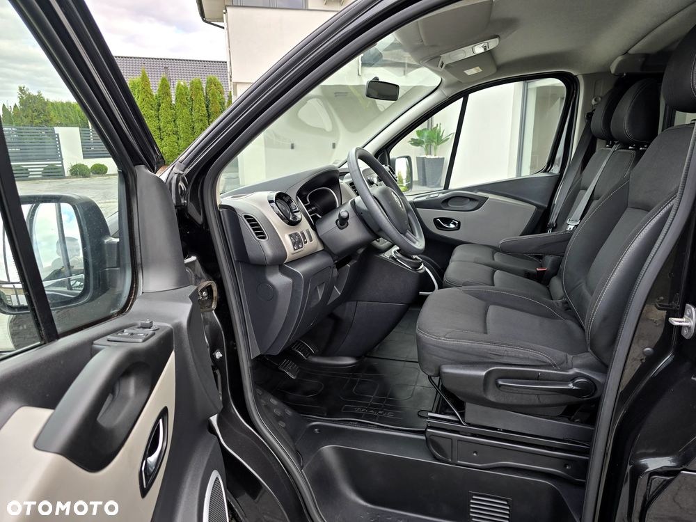 Renault Trafic - 19