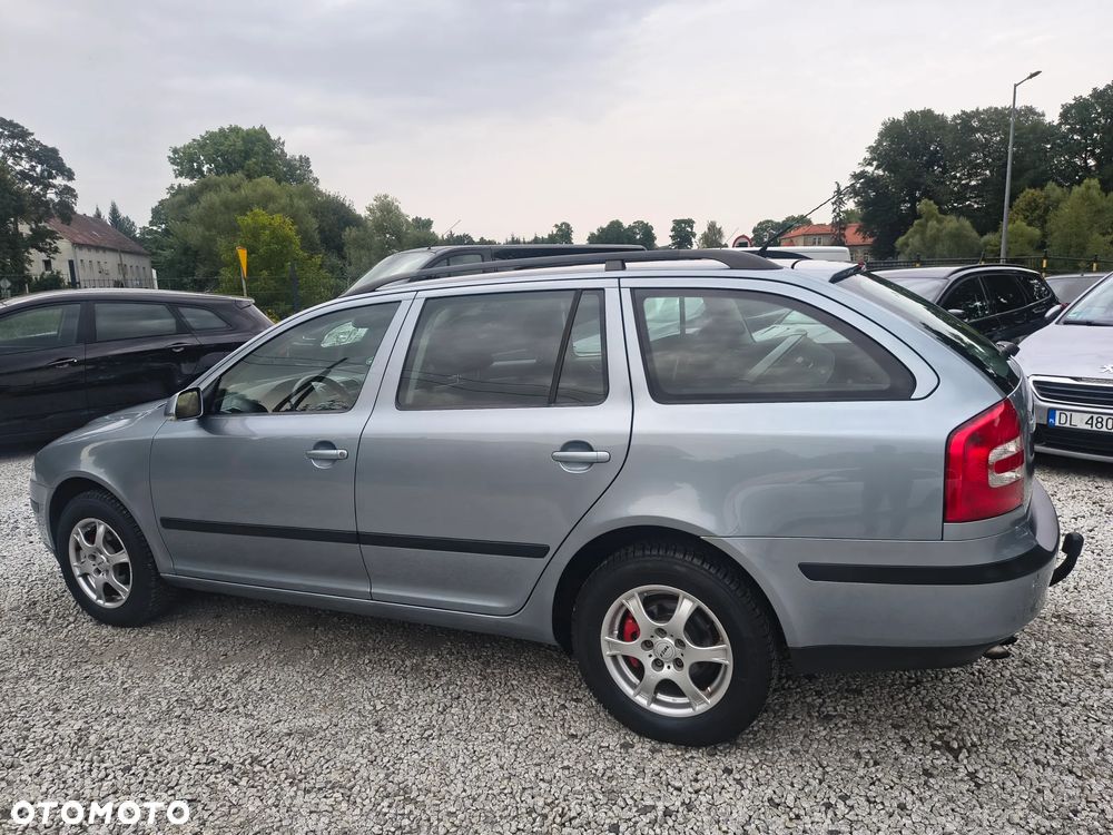 Skoda Octavia 2.0 TDI DPF Elegance - 9