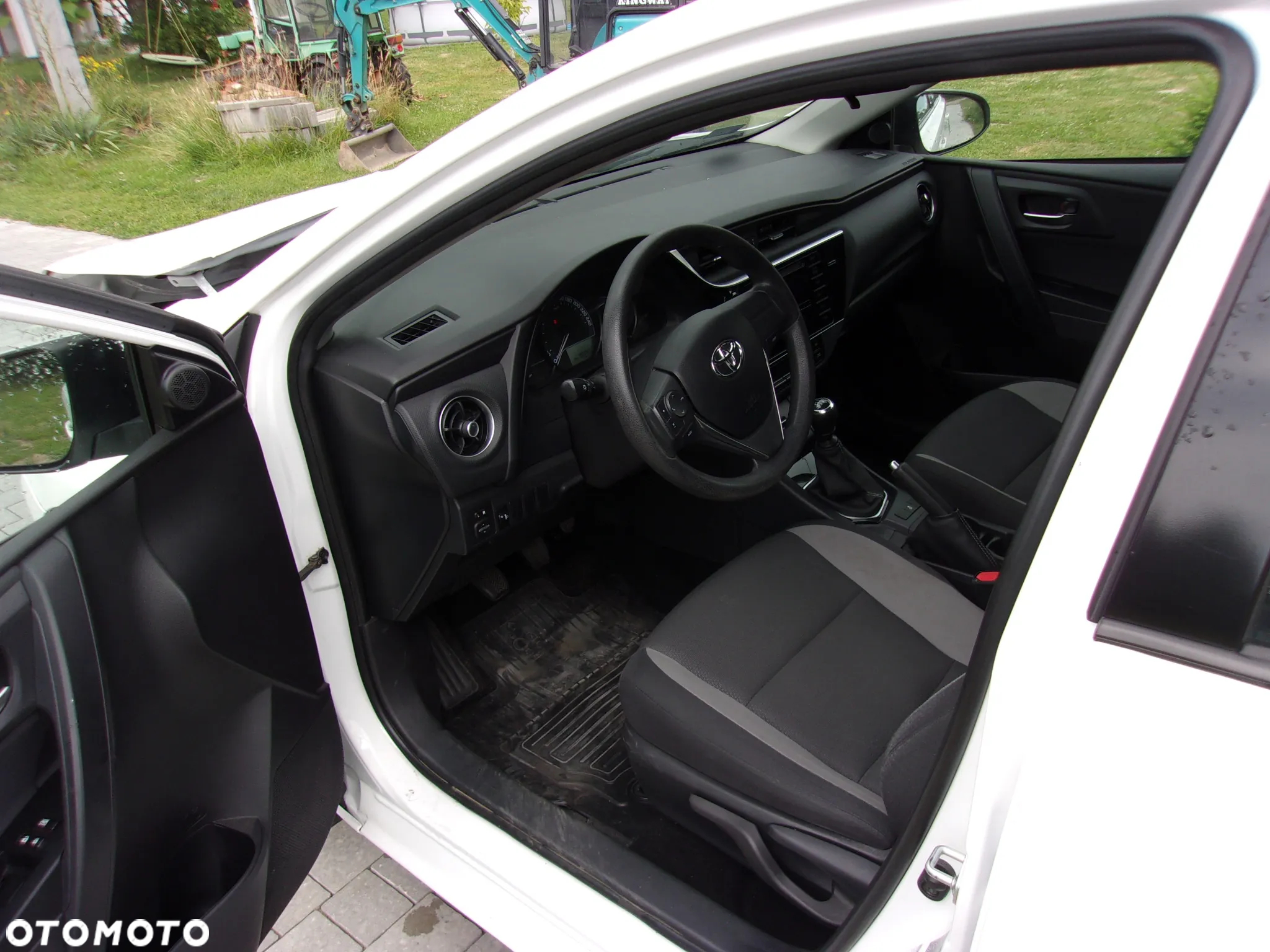 Toyota Auris 1.33 VVT-i Active - 15