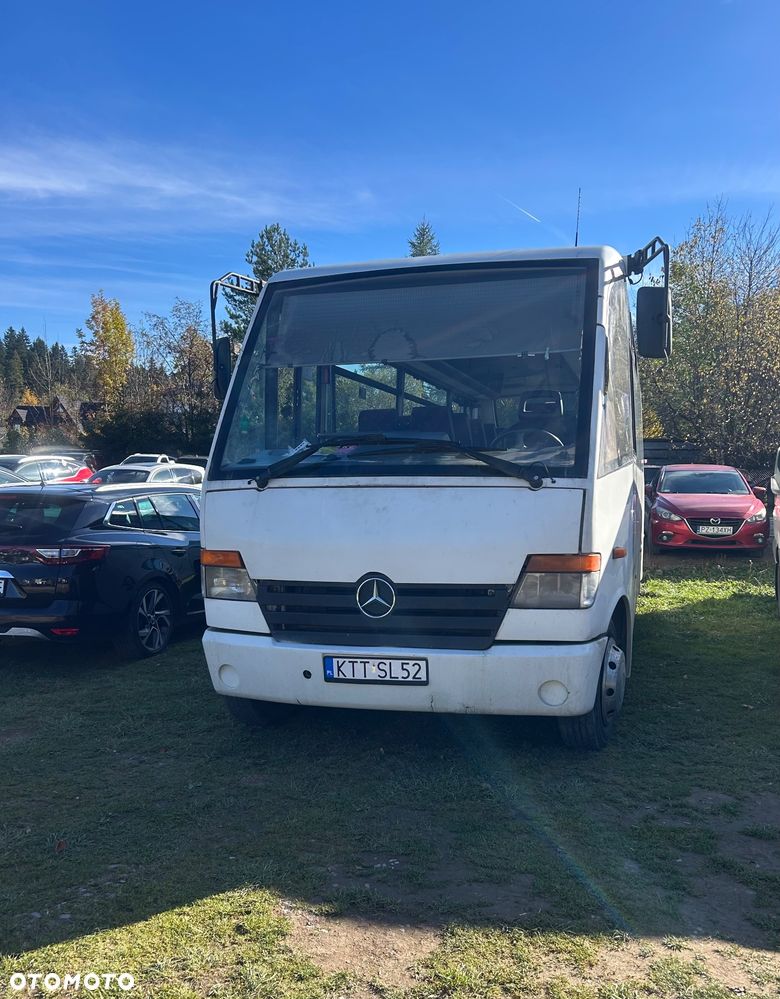 Mercedes-Benz Mediano