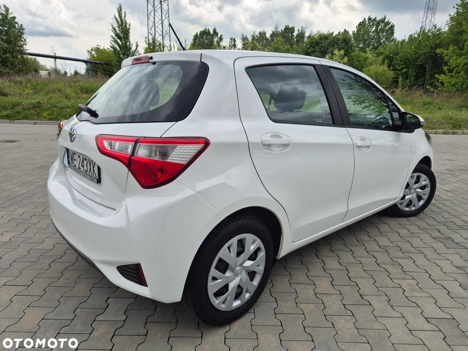 Toyota Yaris 1.5 Premium - 17