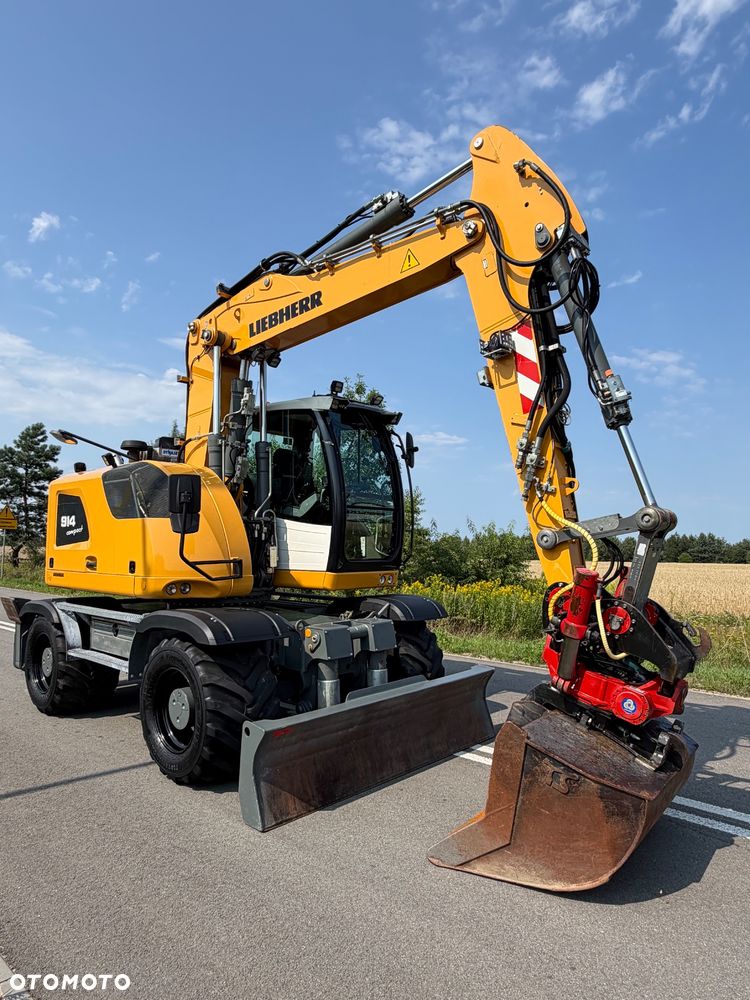 Liebherr A914 compact |rototilt |lapy-plug| - 4