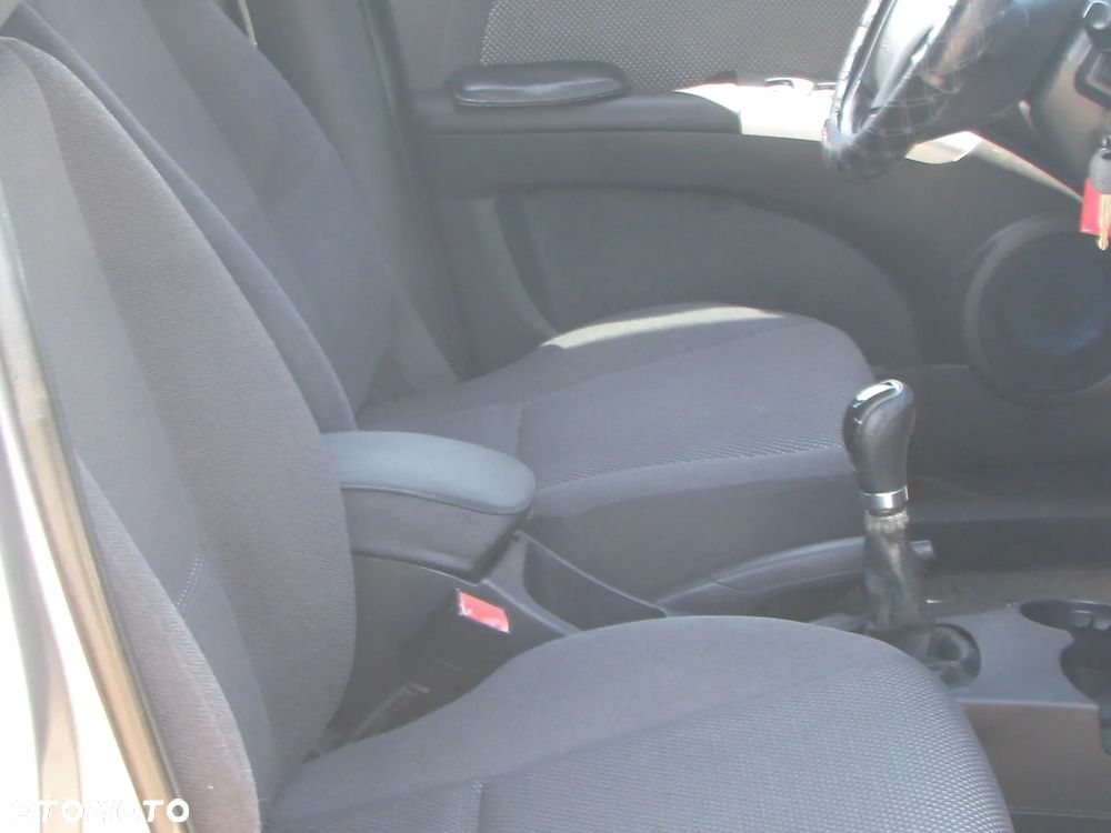 Kia Sportage 2.0 2WD LX - 12