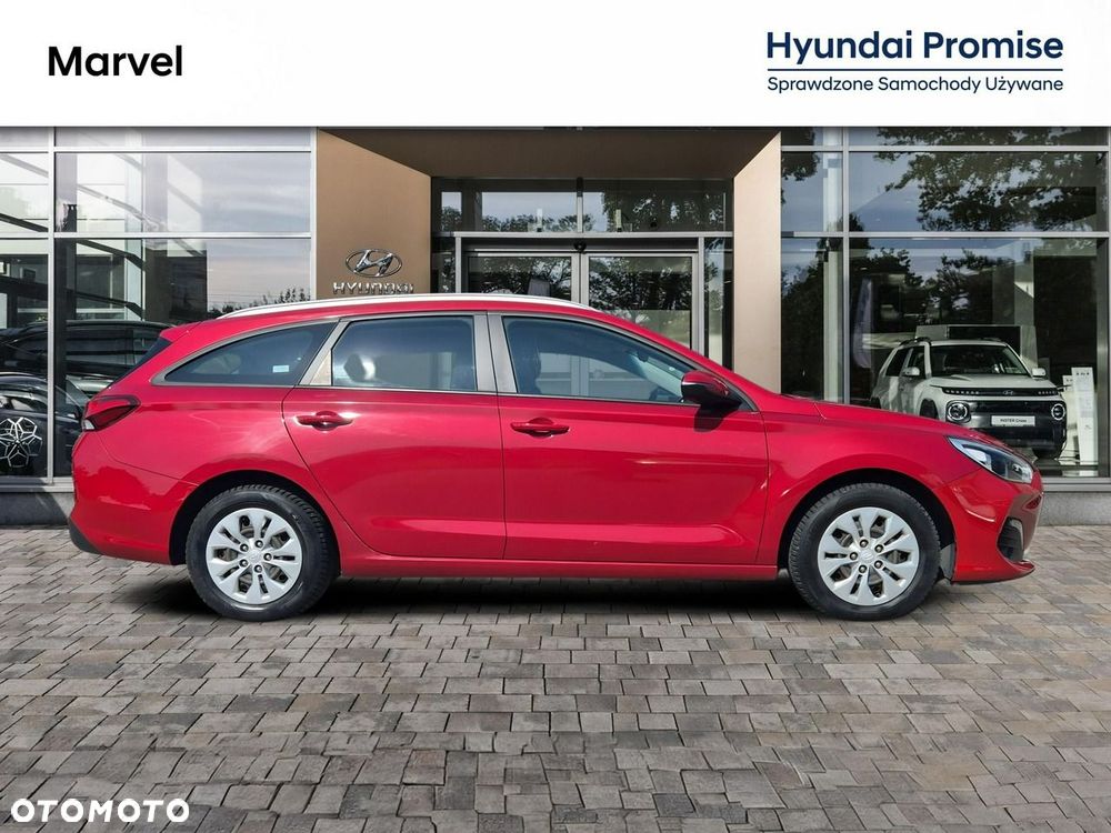Hyundai i30 1.6 D Classic + - 7