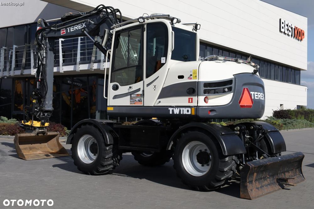 Terex Schaeff TW110 - 11