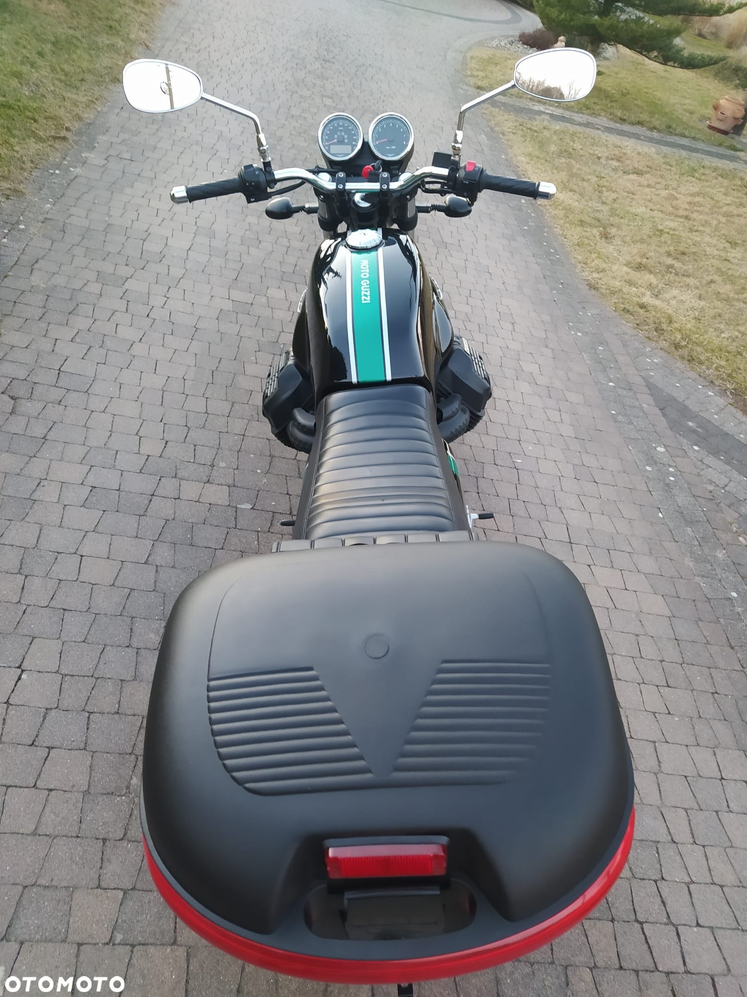 Moto Guzzi V7 - 7