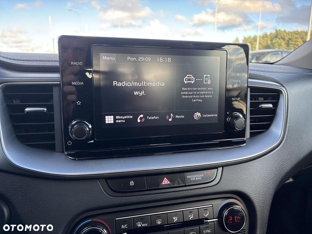 Kia Ceed 1.5 T-GDI M DCT - 22