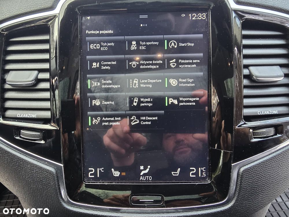 Volvo XC 90 D5 AWD Geartronic Momentum - 32