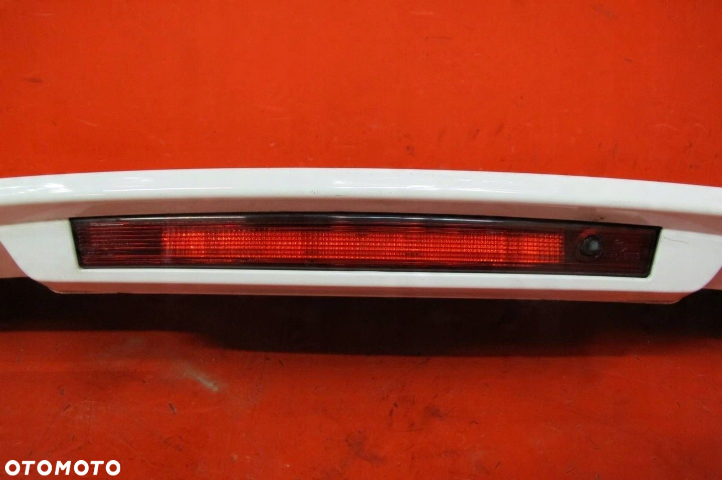 RENAULT CLIO IV 4 SPOILER LOTKA ŚWIATŁO STOP KLAPY TYŁ TYLNEJ OV369 - 2