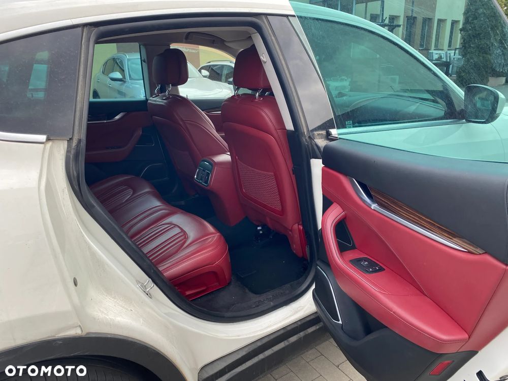 Maserati Levante Q4 - 31