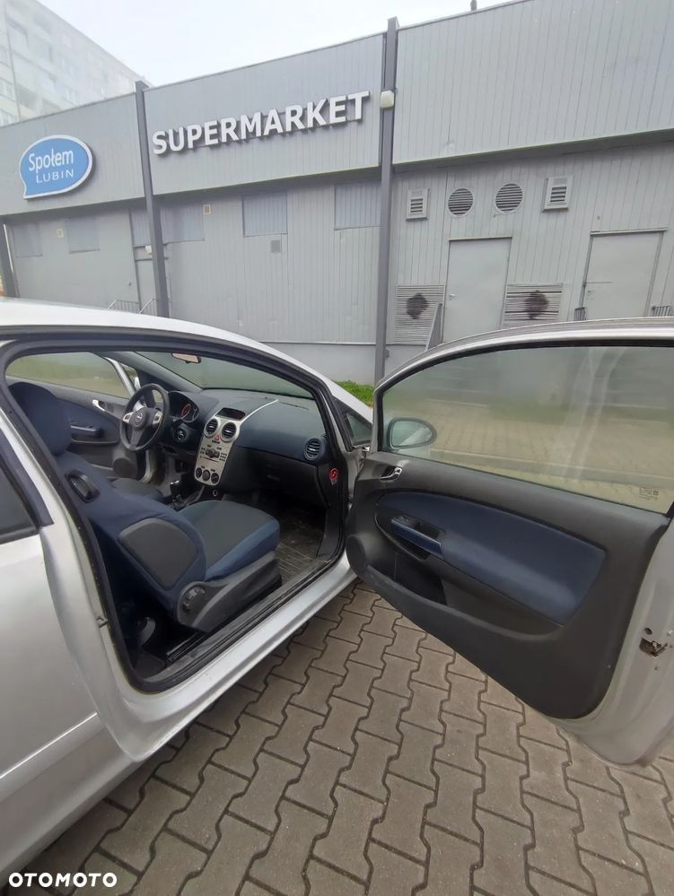 Opel Corsa 1.2 16V - 17