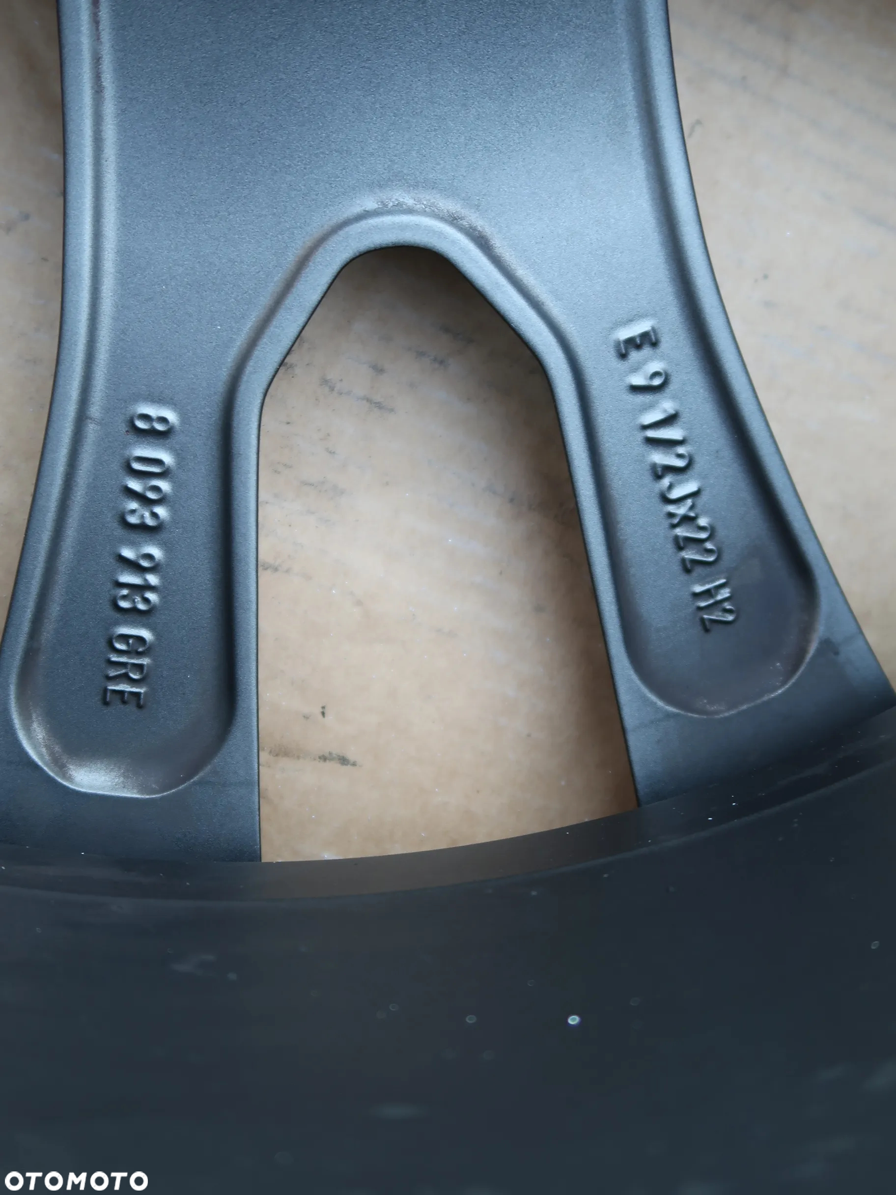 64 Felga Aluminiowa BMW 8074221 22'' - 6