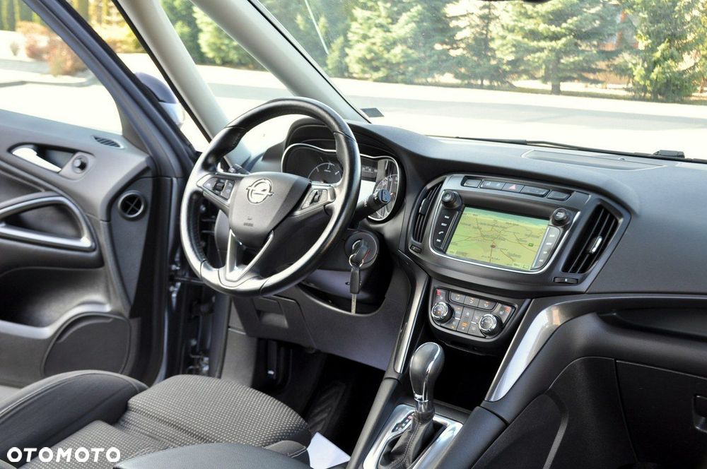 Opel Zafira - 26