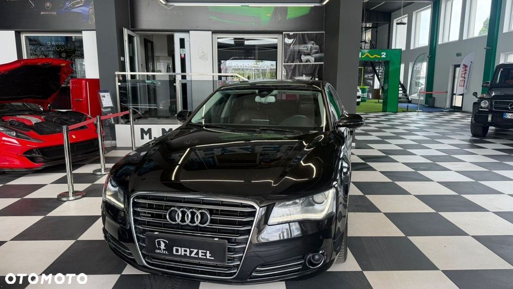 Audi A8 - 2
