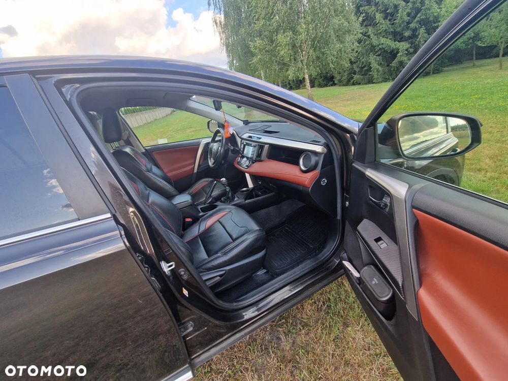 Toyota RAV4 2.0 D-4D Premium - 10