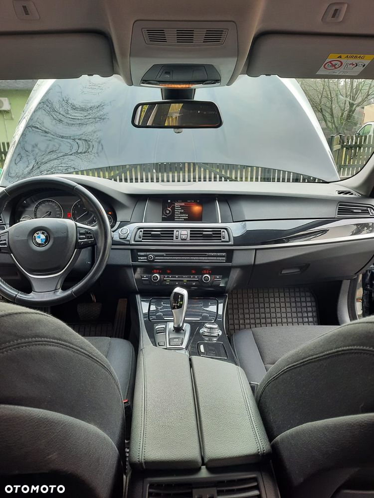 BMW Seria 5 518d - 20
