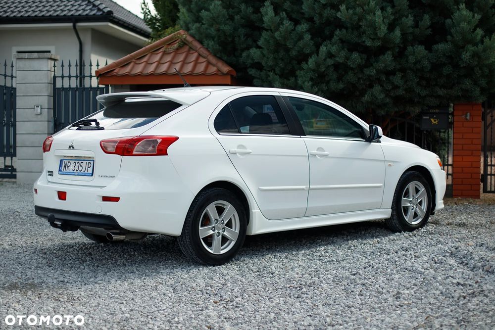 Mitsubishi Lancer 1.8 Clear Tec Intense - 9