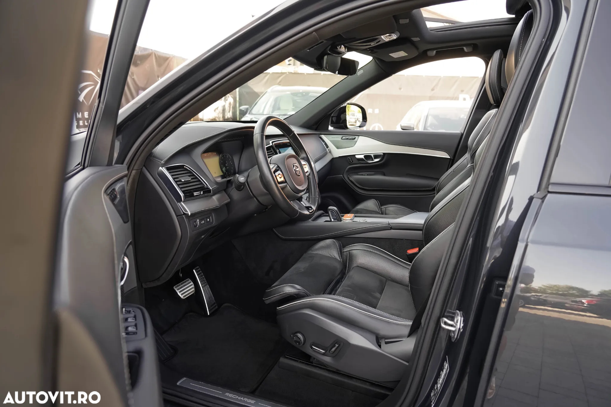 Volvo XC 90 AWD T8 Twin Engine Geartronic RDesign - 25