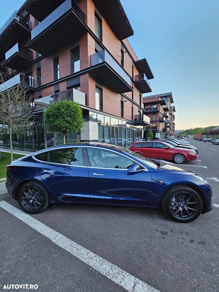 Tesla Model 3 Langstreckenbatterie Allradantrieb Dual Motor - 7
