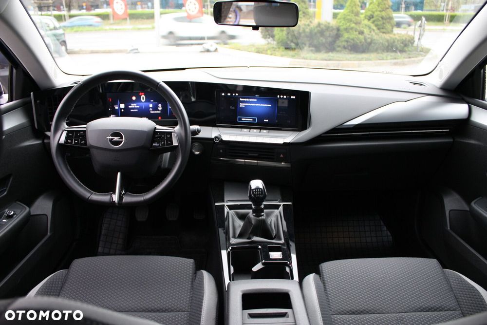 Opel Astra 1.2 T Edition S&S - 25