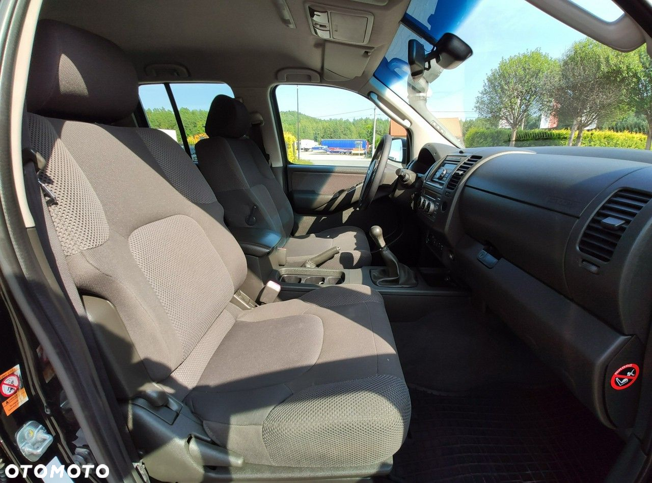 Nissan Navara - 32