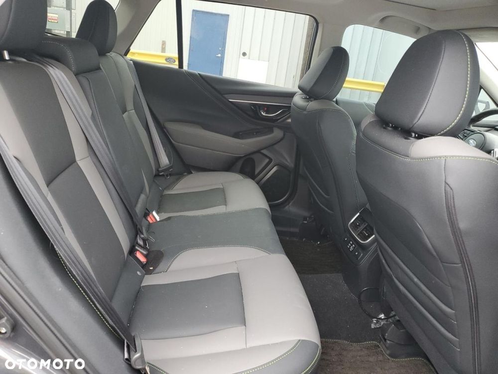 Subaru Outback - 11
