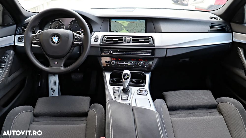 BMW Seria 5 525d xDrive AT - 19