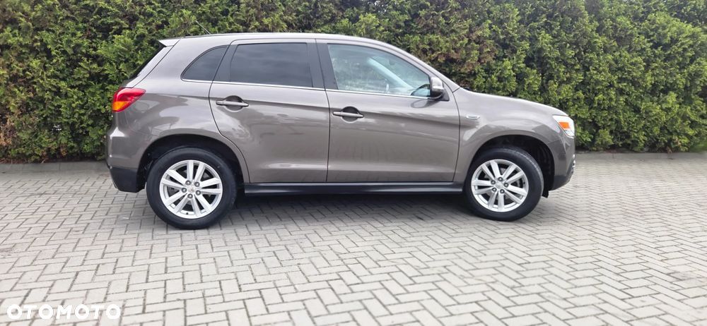 Mitsubishi ASX 1.6 2WD Instyle - 17