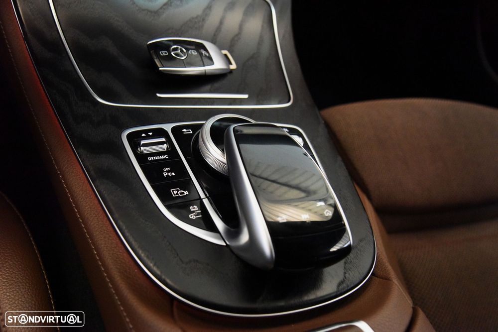 Mercedes-Benz E 300 de Avantgarde - 16