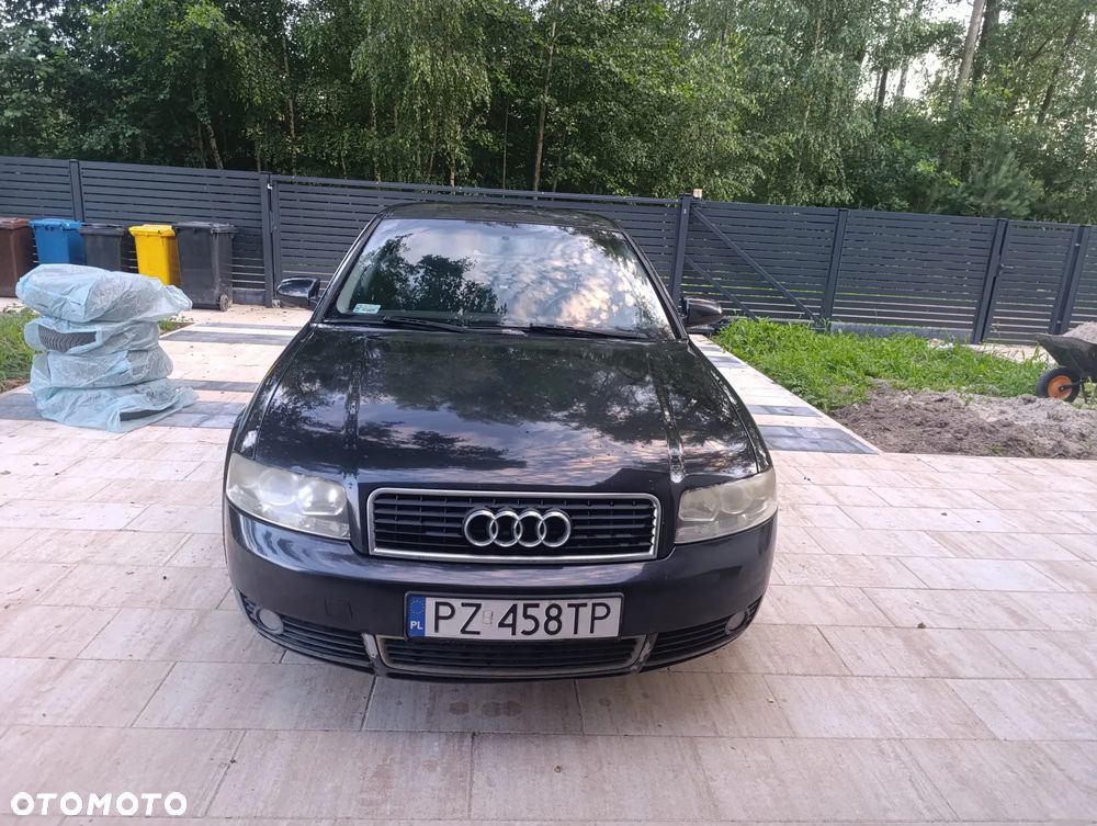 Audi A4 Limousine - 6