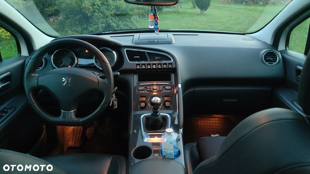 Peugeot 3008 155 THP Premium - 11