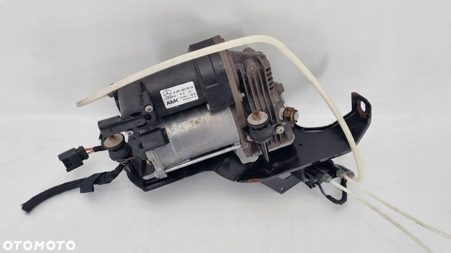 Mercedes-Benz W251 Kompresor zawieszenia tylnego pneumatycznego A2513202604 - 3