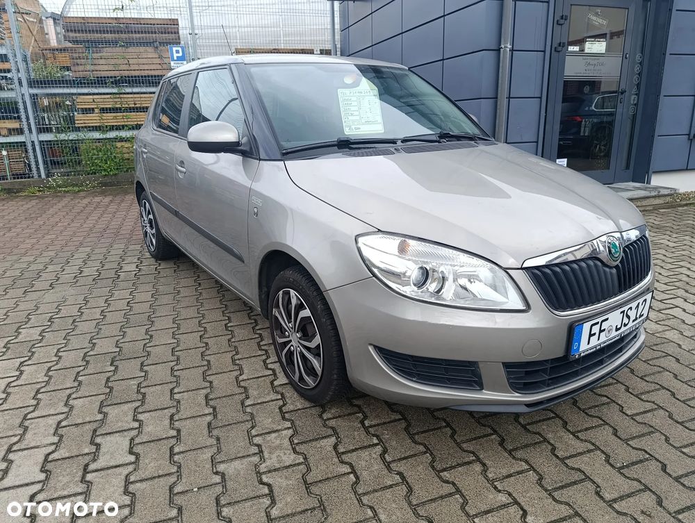 Skoda Fabia 1.2 HTP Ambiente - 1
