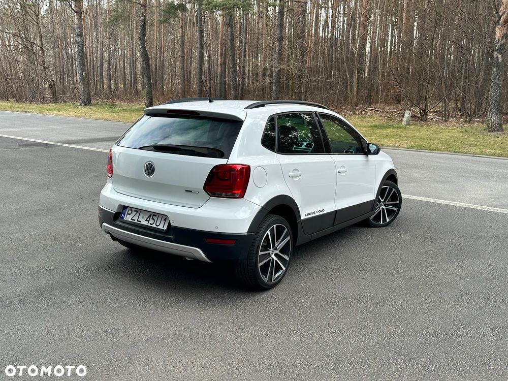 Volkswagen Polo 1.6 TDI Cross Urban White - 13