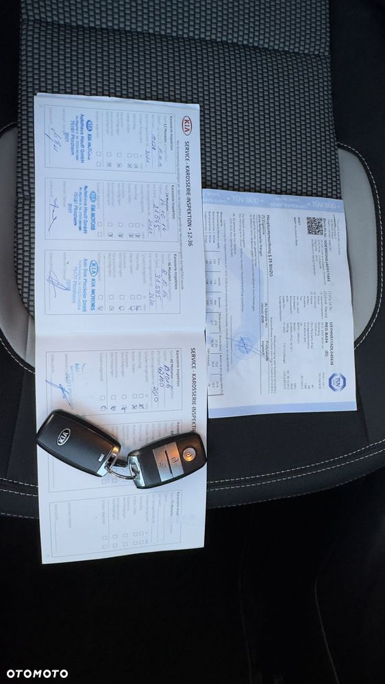 Kia Ceed - 25