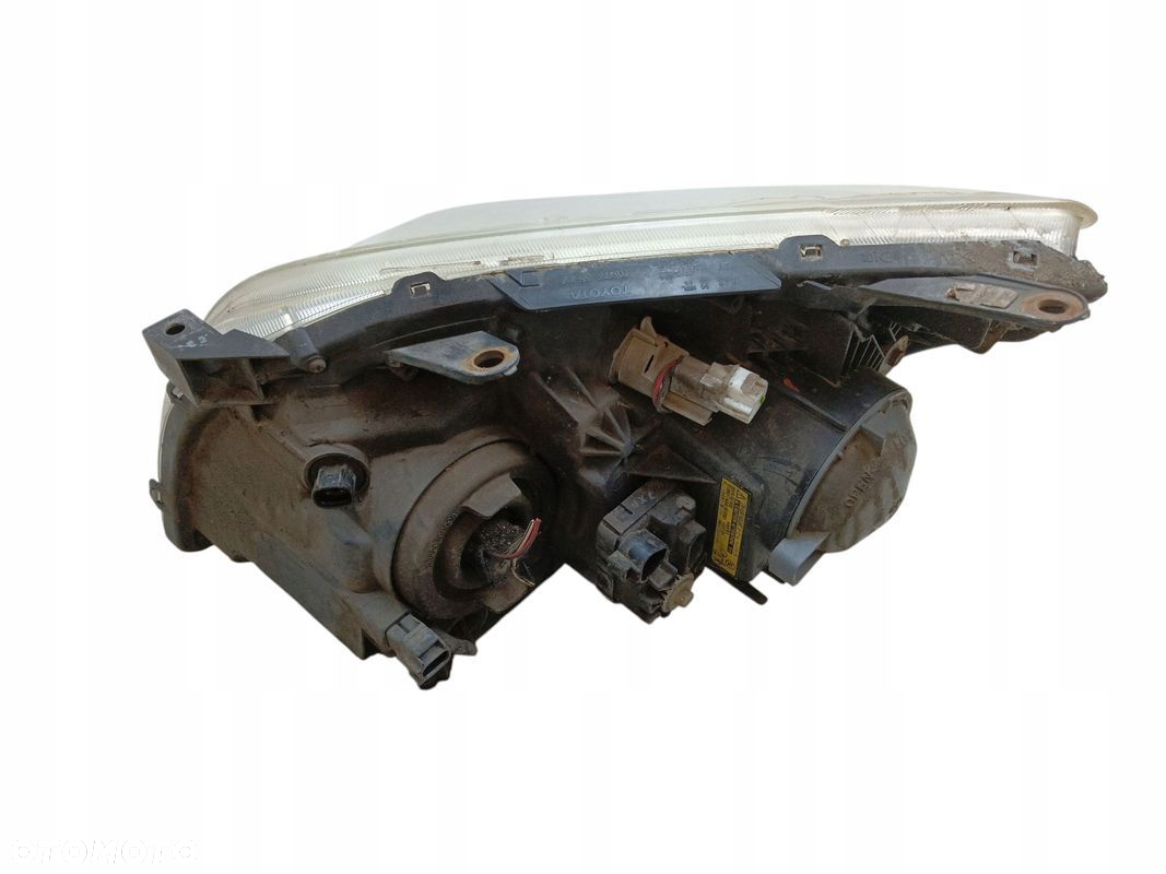 LAMPA REFLEKTOR PRAWY PRZÓD TOYOTA AVENSIS T25 LIFT 2006-2008 XENON EUROPA - 2