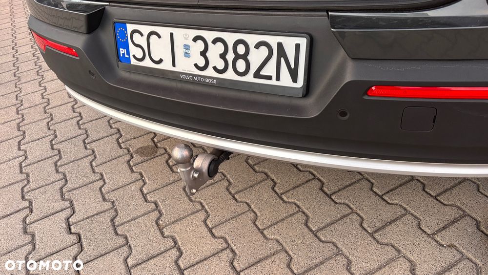 Volvo XC 40 B3 Ultimate Dark - 17