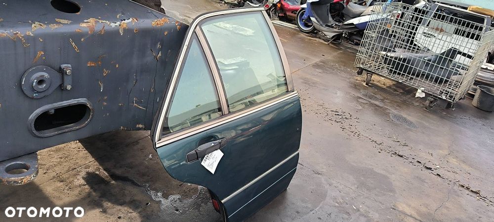 DRZWI PRAWE TYŁ MERCEDES W 140 - 2