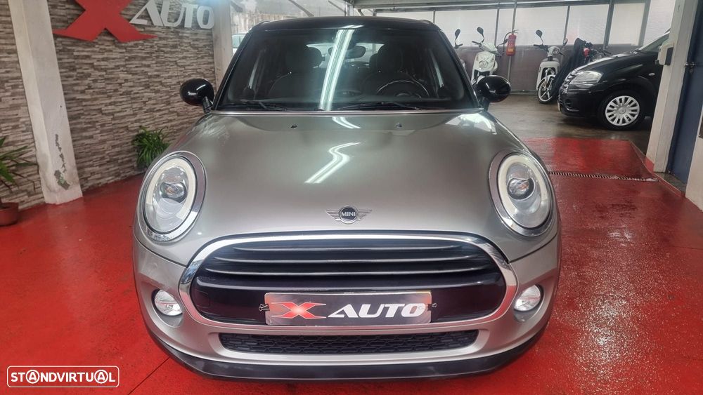 MINI 5 Portas Cooper D Auto - 4