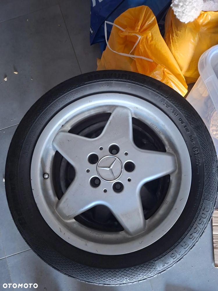 Fajne felgi z oponami do mercedesa c 220 - 1