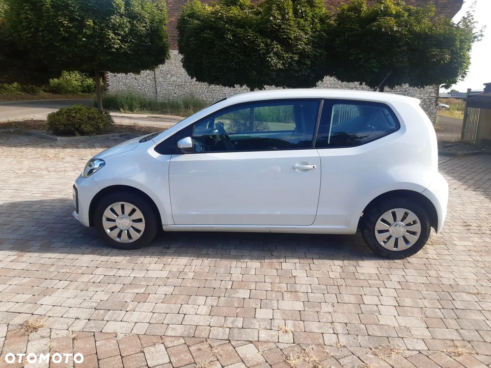Volkswagen up! Active - 28