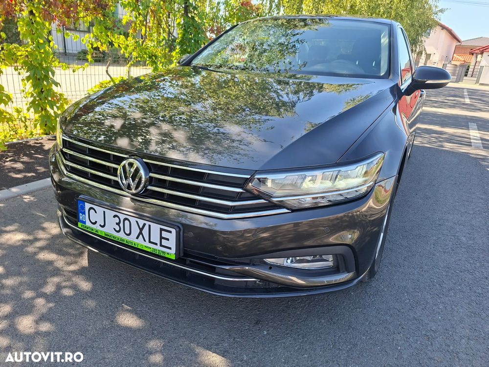 Volkswagen Passat 1.6 TDI SCR DSG Trendline - 21