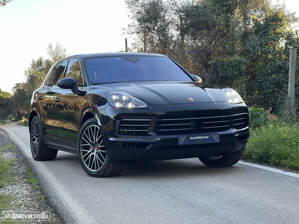 Porsche Cayenne S - 1