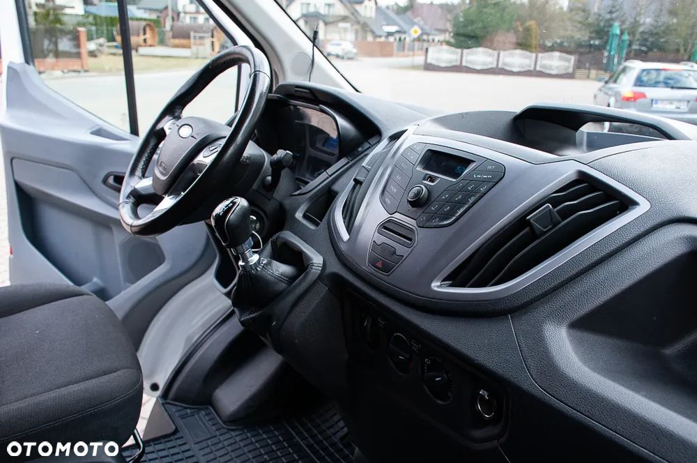 Ford TRANSIT - 28