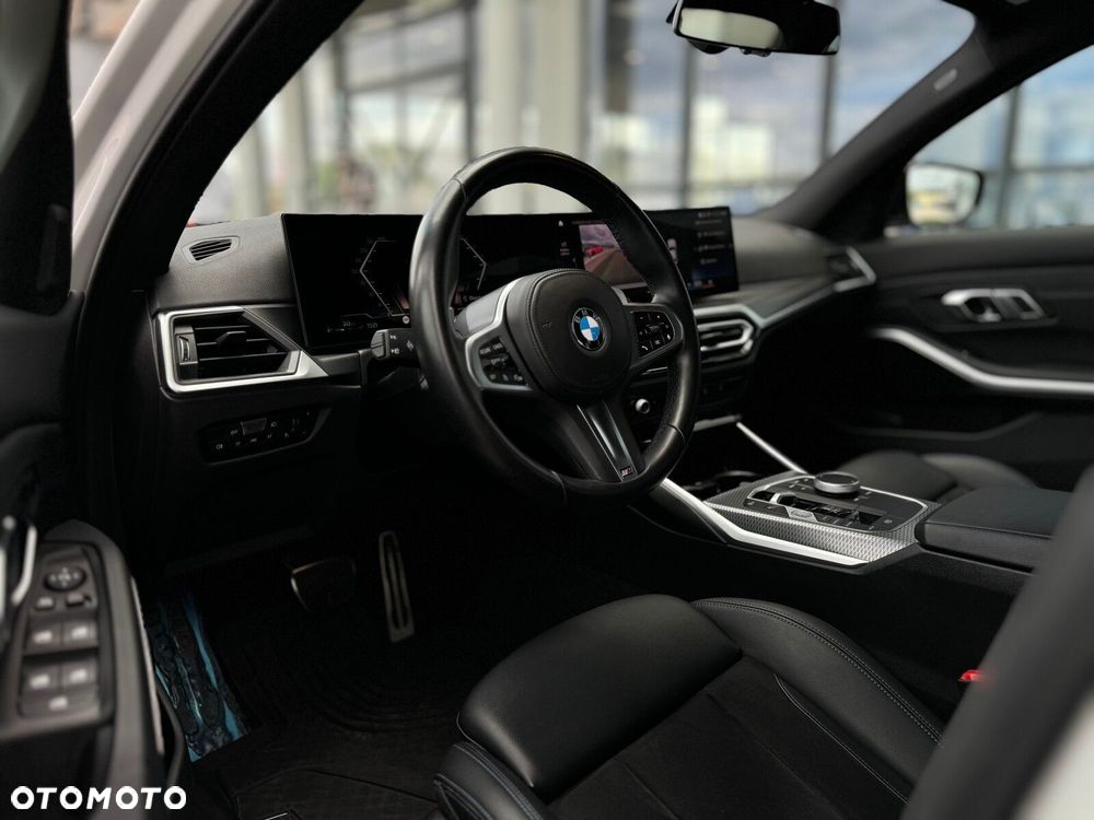 BMW Seria 3 318d M Sport - 11